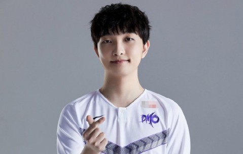 PG游戏-Rookie迎来十五赛季高光表现，日本队球迷沸腾！的简单介绍