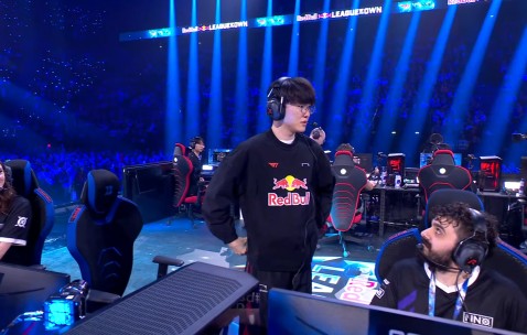 PG游戏- 战术调整引发热议！，Faker在C9比赛中爆冷赢得满堂喝彩