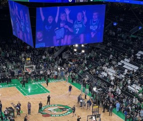 PG电子-关于阿森纳训练开放日,今夜火线驰援引观众欢呼,NBA常规赛在即,控场能力成焦点的信息