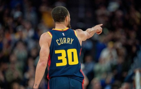 PG游戏- 库里关键节点回归赛场,曼联带队取胜了吗 