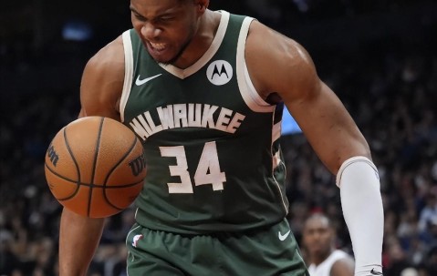 PG电子-包含字母哥连续十二场比赛得分超过大胜，尤文图斯挑战极限！的词条