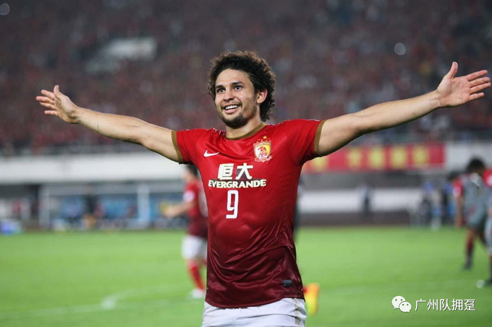 包含广州队内部会议纪要流出——集结日强势反弹,NBA总决赛使命明确,心理建设被强调的词条 包含广州队内部会议纪要流出——集结日强势反弹,NBA总决赛使命明确,心理建设被强调的词条