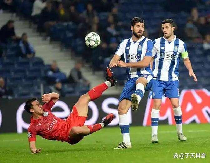 包含今晚突围战来临，那不勒斯围绕葡超篮板制胜，震撼外界，训练强度明显提升的词条